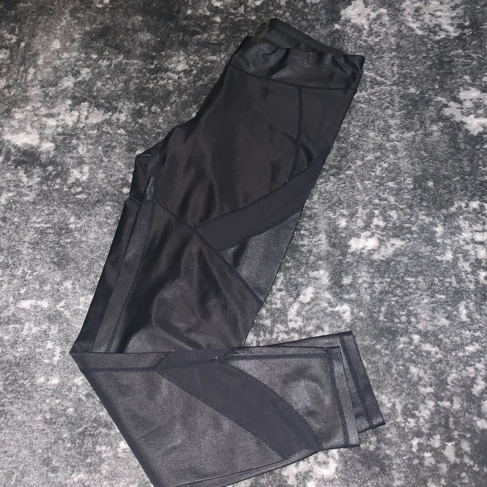 Mono B Leggings